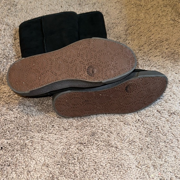 UGG Black Winter Boots with Rubber Soles And Toe cap Size 6.5 - Picture 3 of 9
